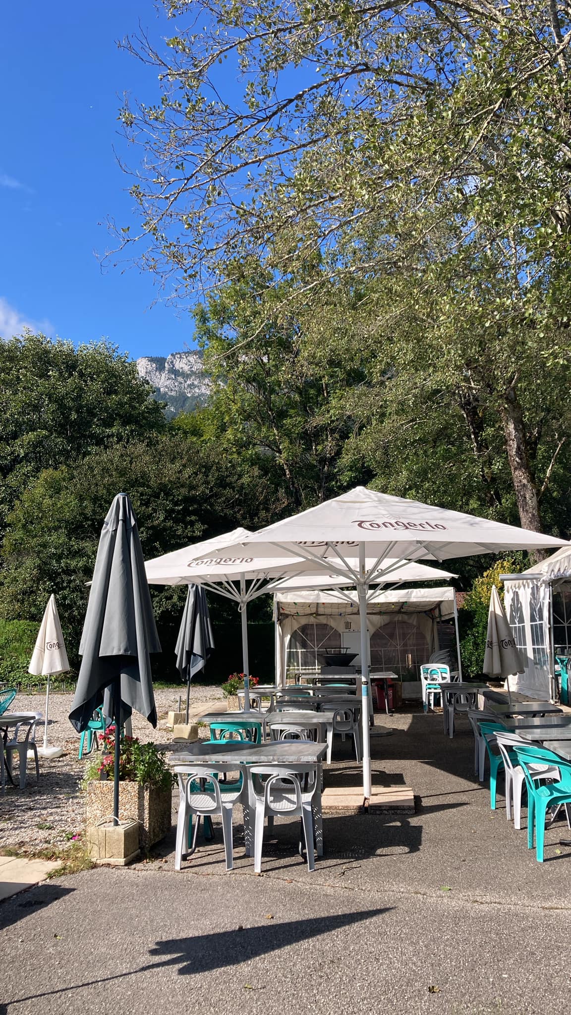 vue terrasse terrasse du restaurant annecy