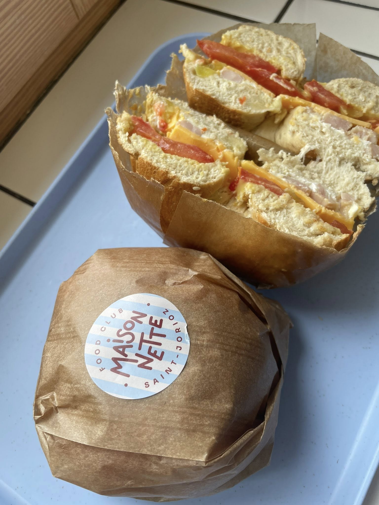 BURGER burger pour le déjeuner piste cyclable duingt